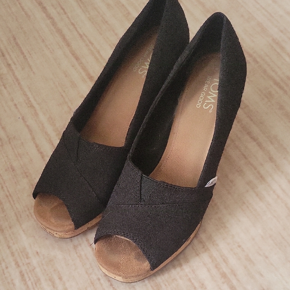 Black Toms Wedge Shoes